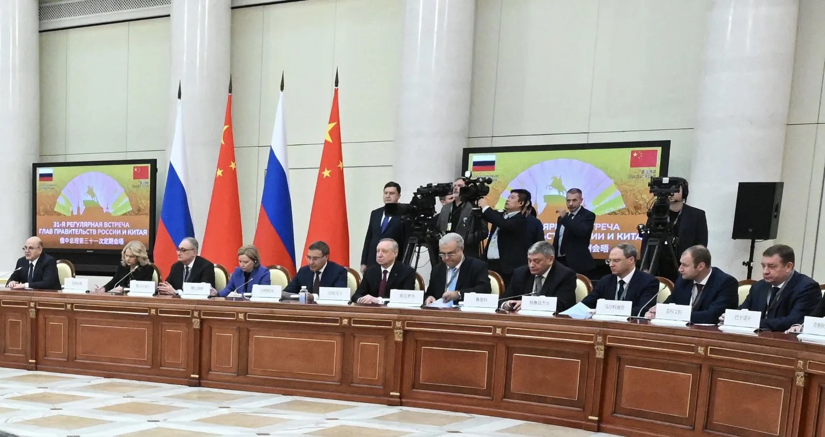 Вадим Яковенко принял участие в российско-китайских переговорах в Санкт-Петербурге